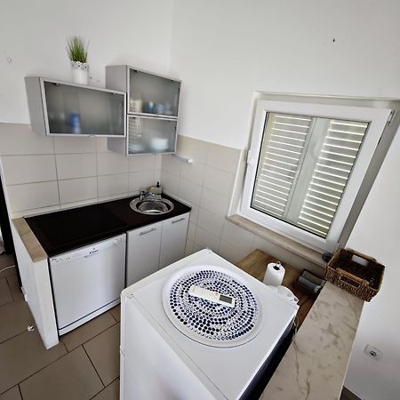 Apartment By The Beach Primosten Luaran gambar