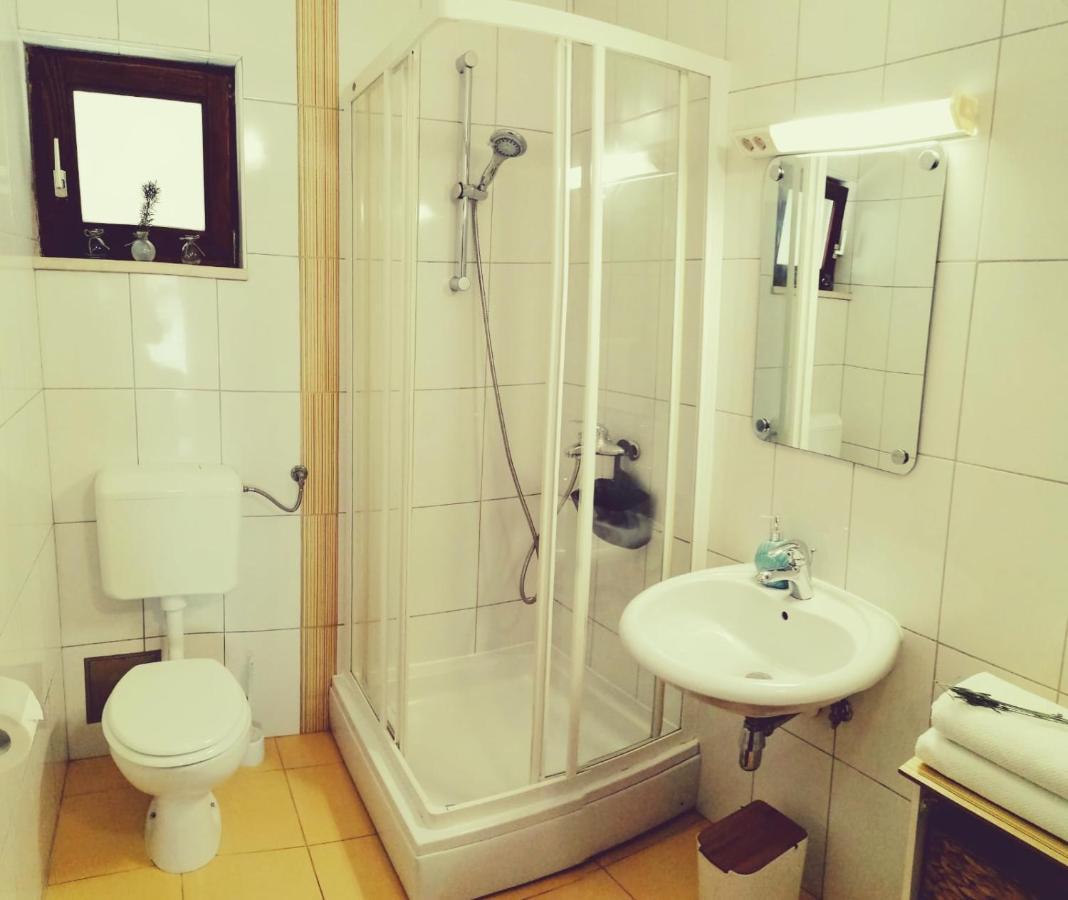 Apartment By The Beach Primosten Luaran gambar