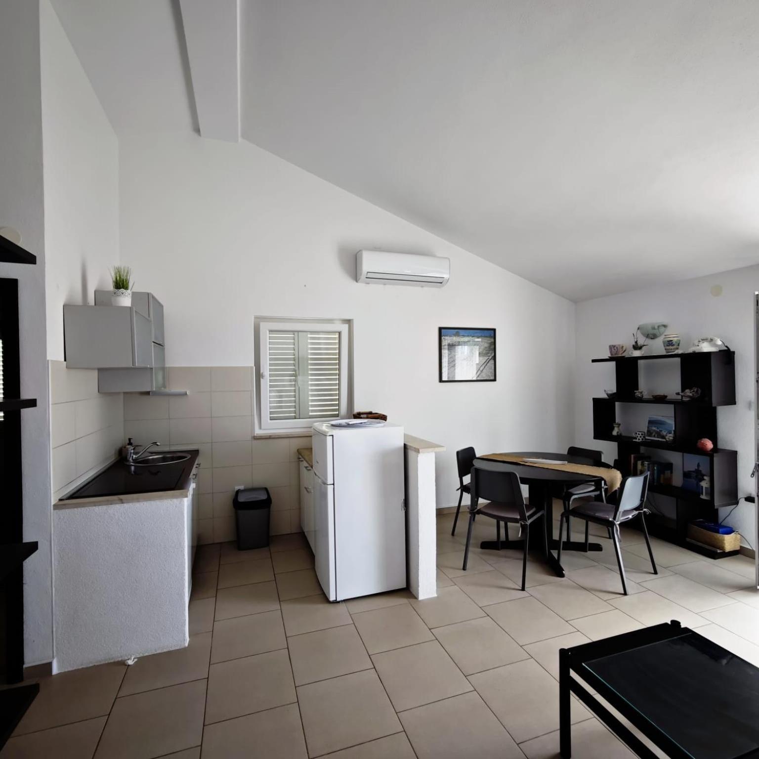 Apartment By The Beach Primosten Luaran gambar