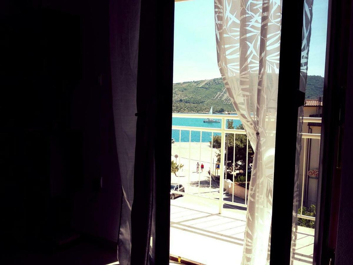 Apartment By The Beach Primosten Luaran gambar